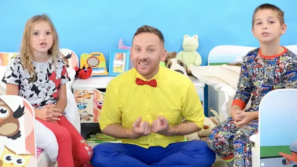 Miro Jaroš: Vstávame (pesnička)