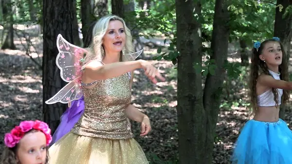 Víla Ella: Keď si kamarát (pesnička)